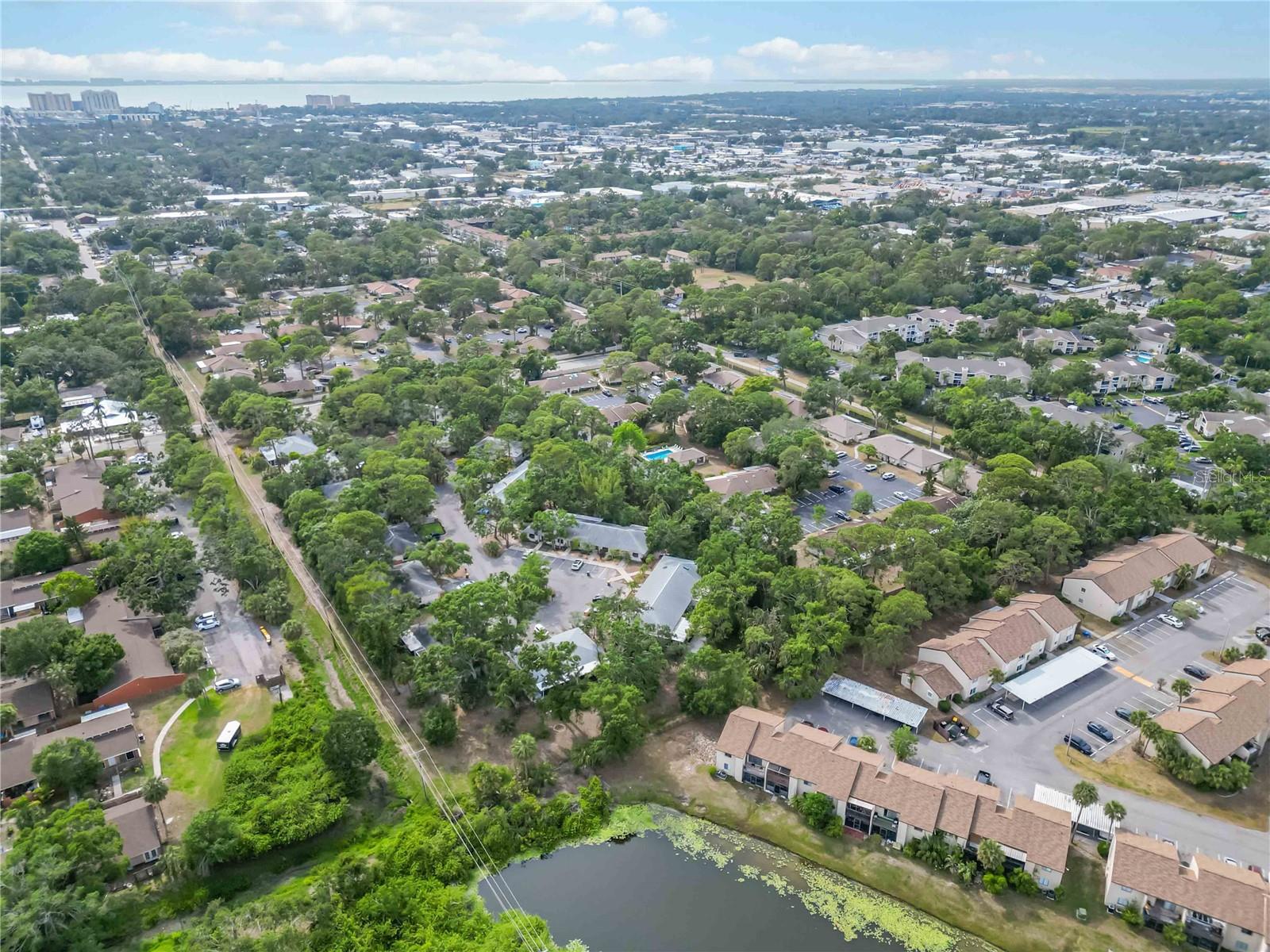 BERMUDA PARK - Residential Lease