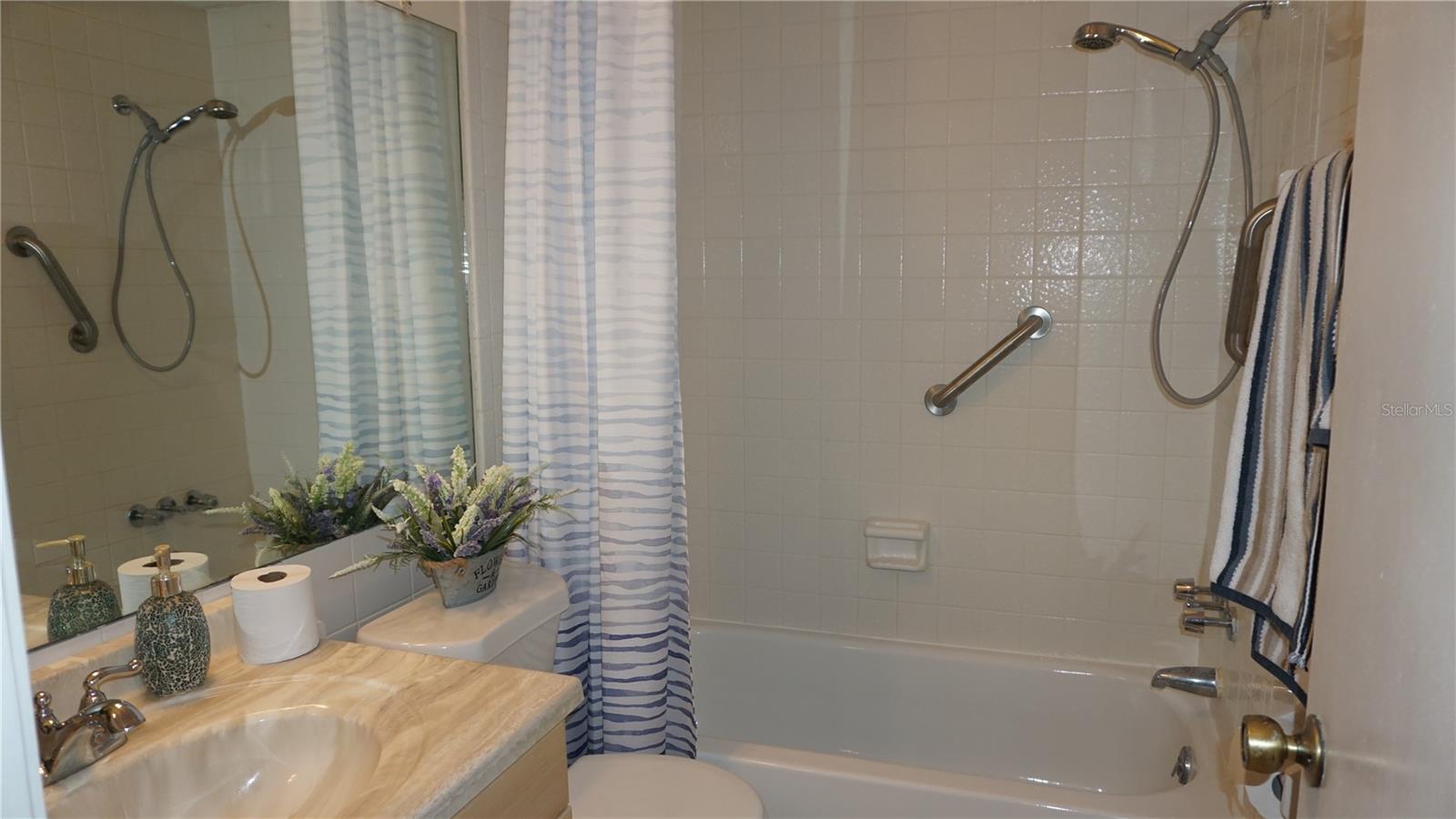 BEACON WOODS VILLAGE - Residential