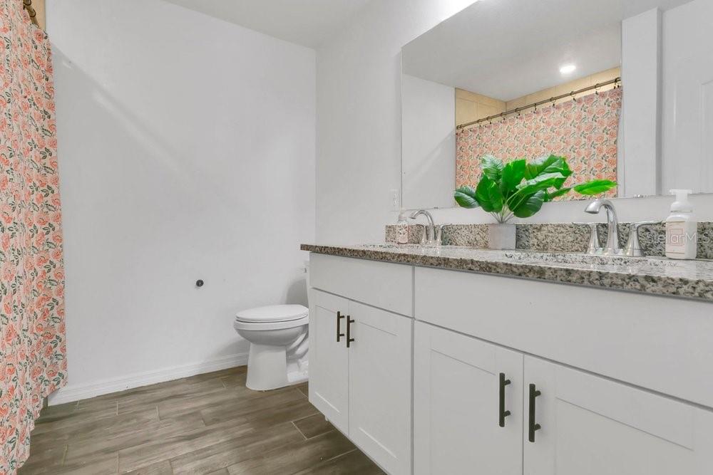 DAYTONA PARK ESTATES - Residential