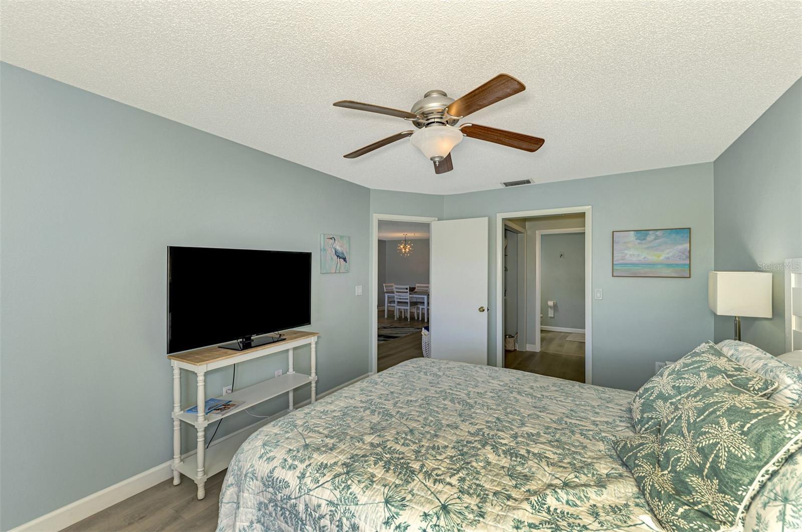 AVISTA OF PALM-AIRE SEC 1 - Residential Lease