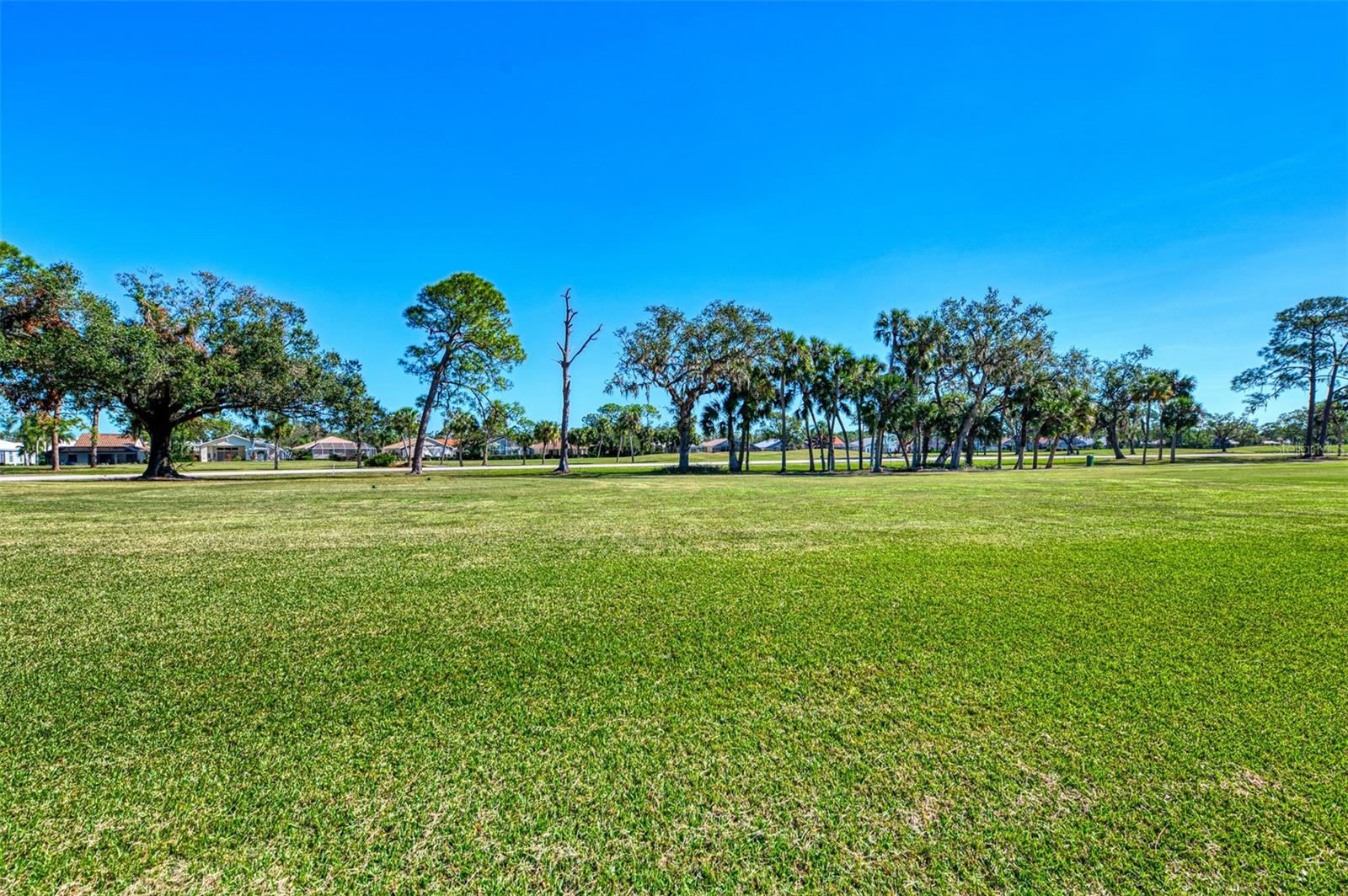 AVISTA OF PALM-AIRE SEC 1 - Residential Lease