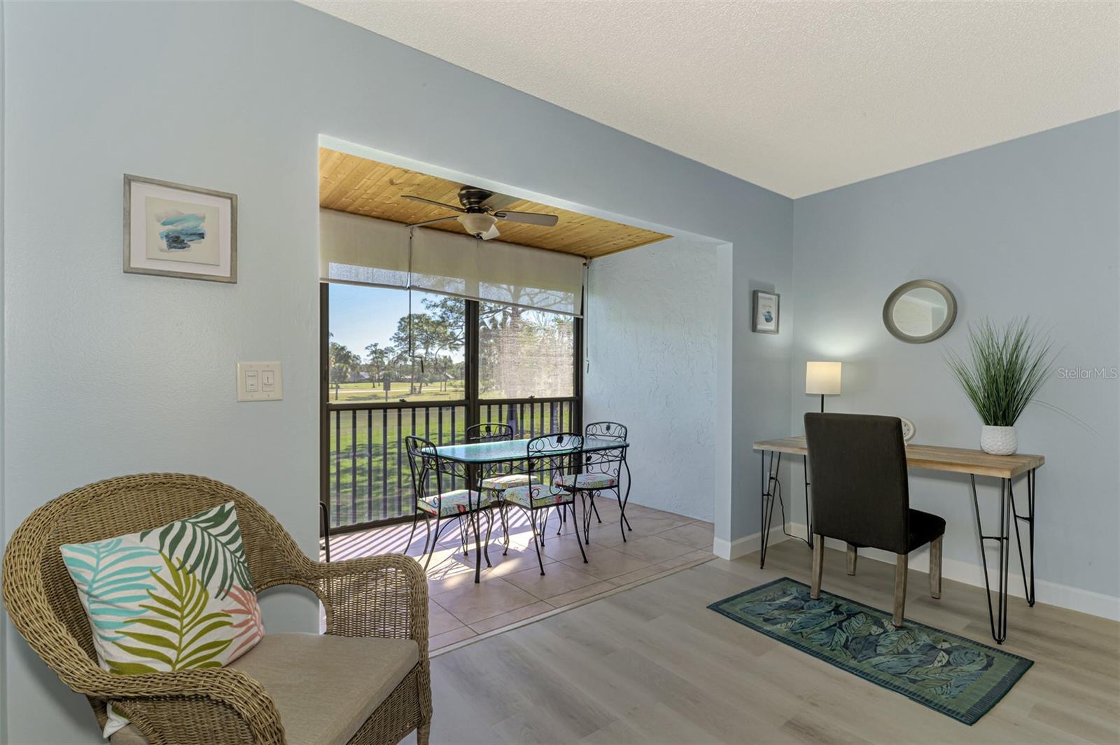 AVISTA OF PALM-AIRE SEC 1 - Residential Lease