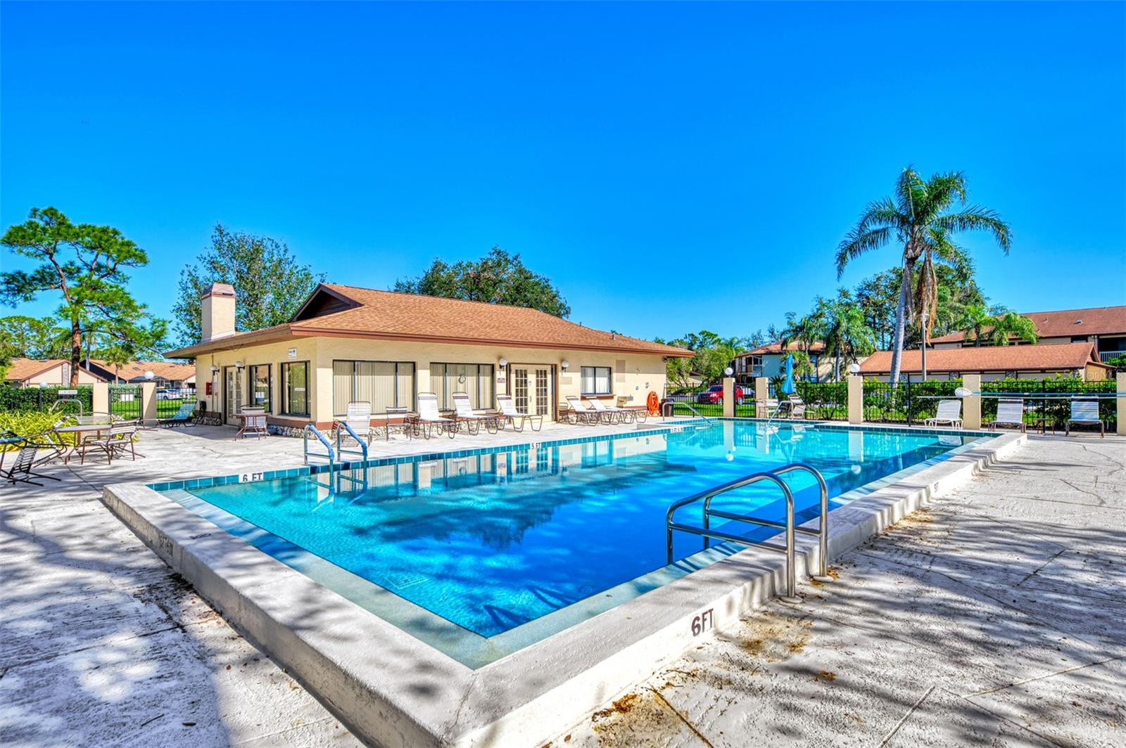 AVISTA OF PALM-AIRE SEC 1 - Residential Lease