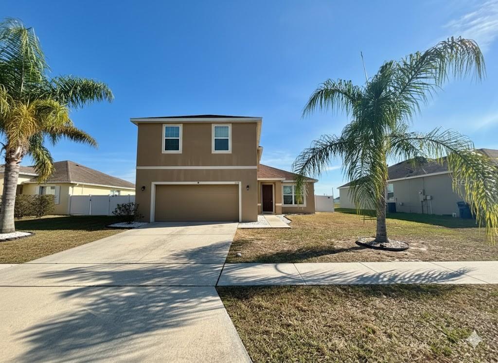 LAKES TR 04 - Residential Lease