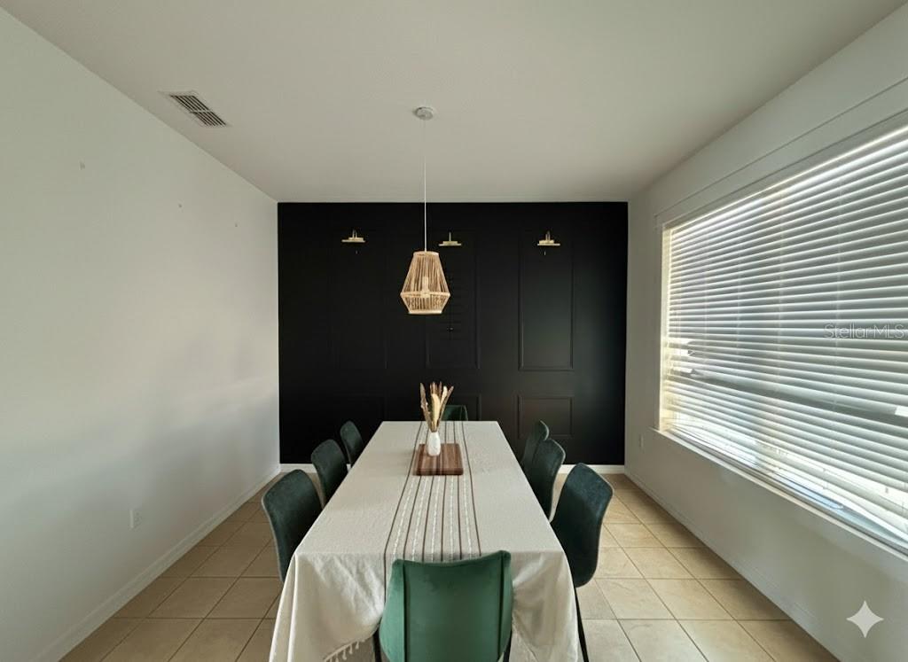 LAKES TR 04 - Residential Lease