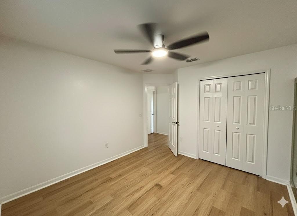 LAKES TR 04 - Residential Lease