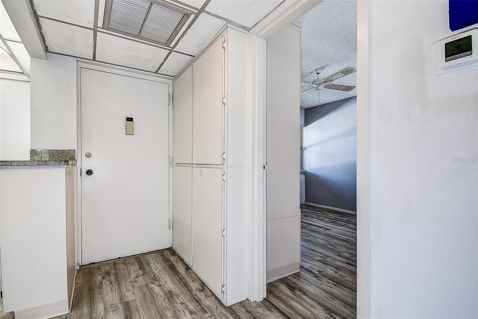 VILLAS DE GOLF CONDO - Residential