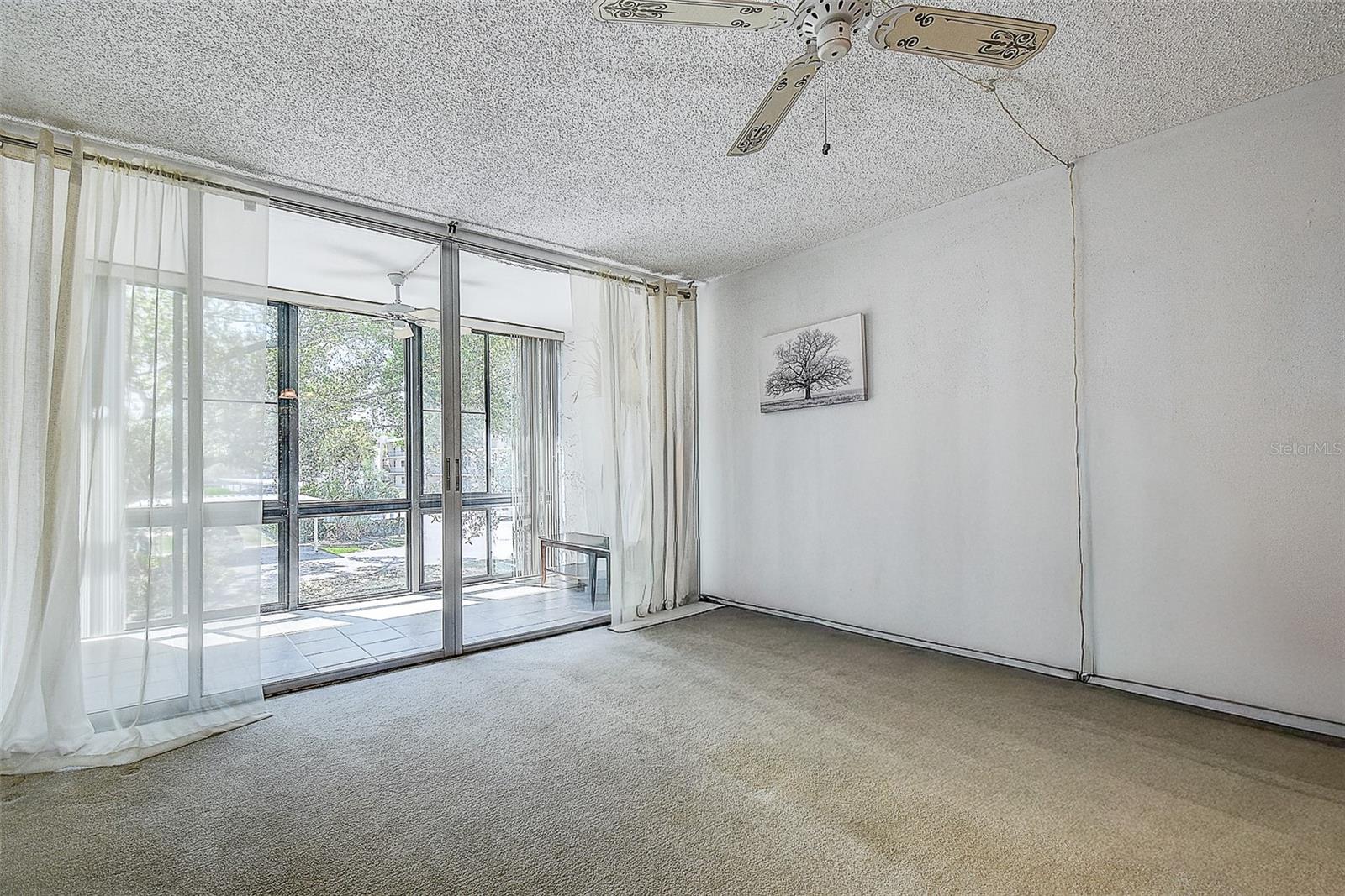 VILLAS DE GOLF CONDO - Residential