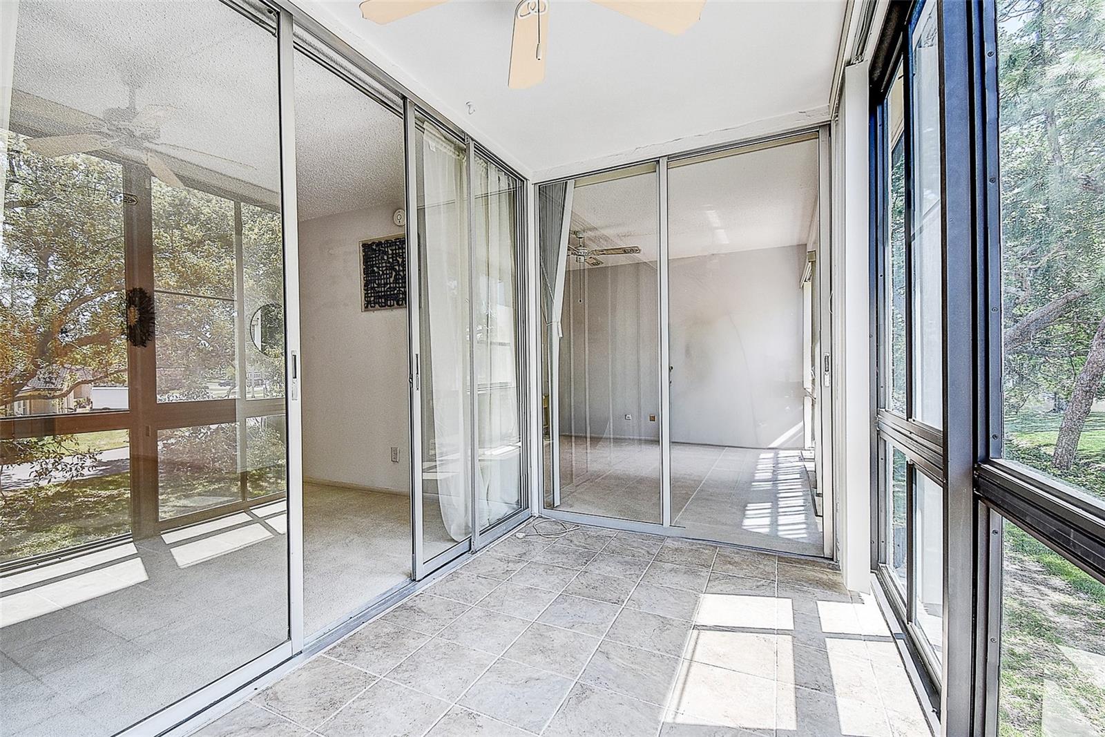 VILLAS DE GOLF CONDO - Residential