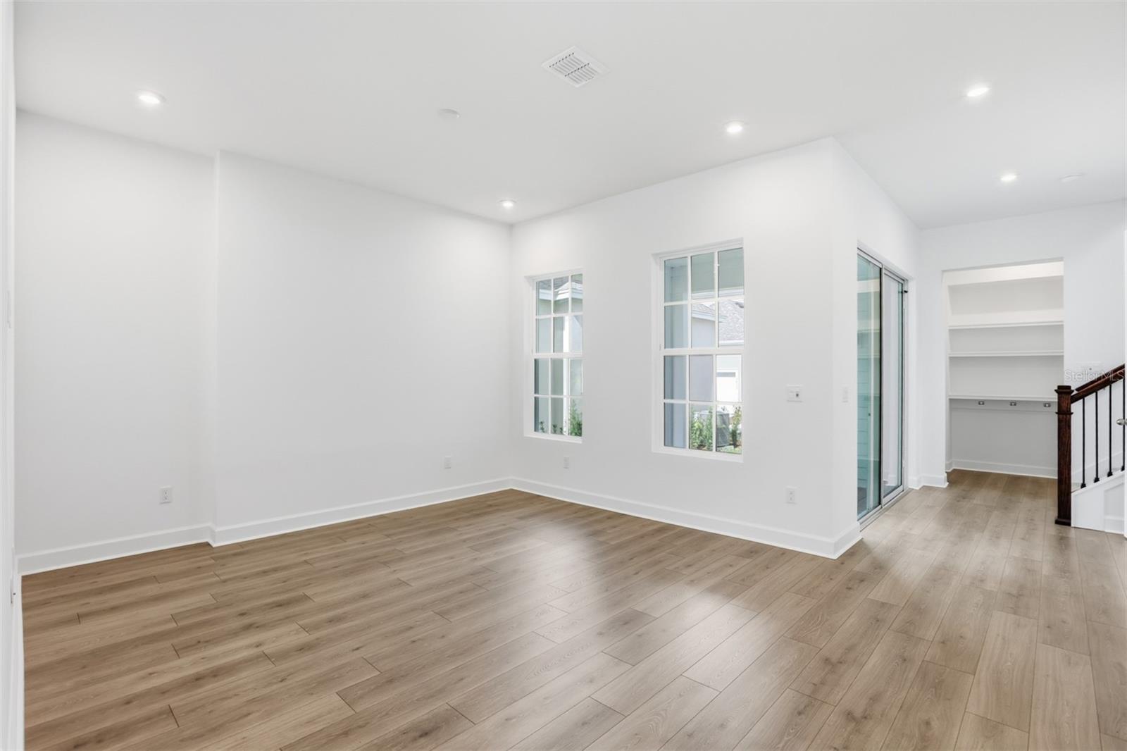 CELEBRATION ISLAND VILLAGE - Residential