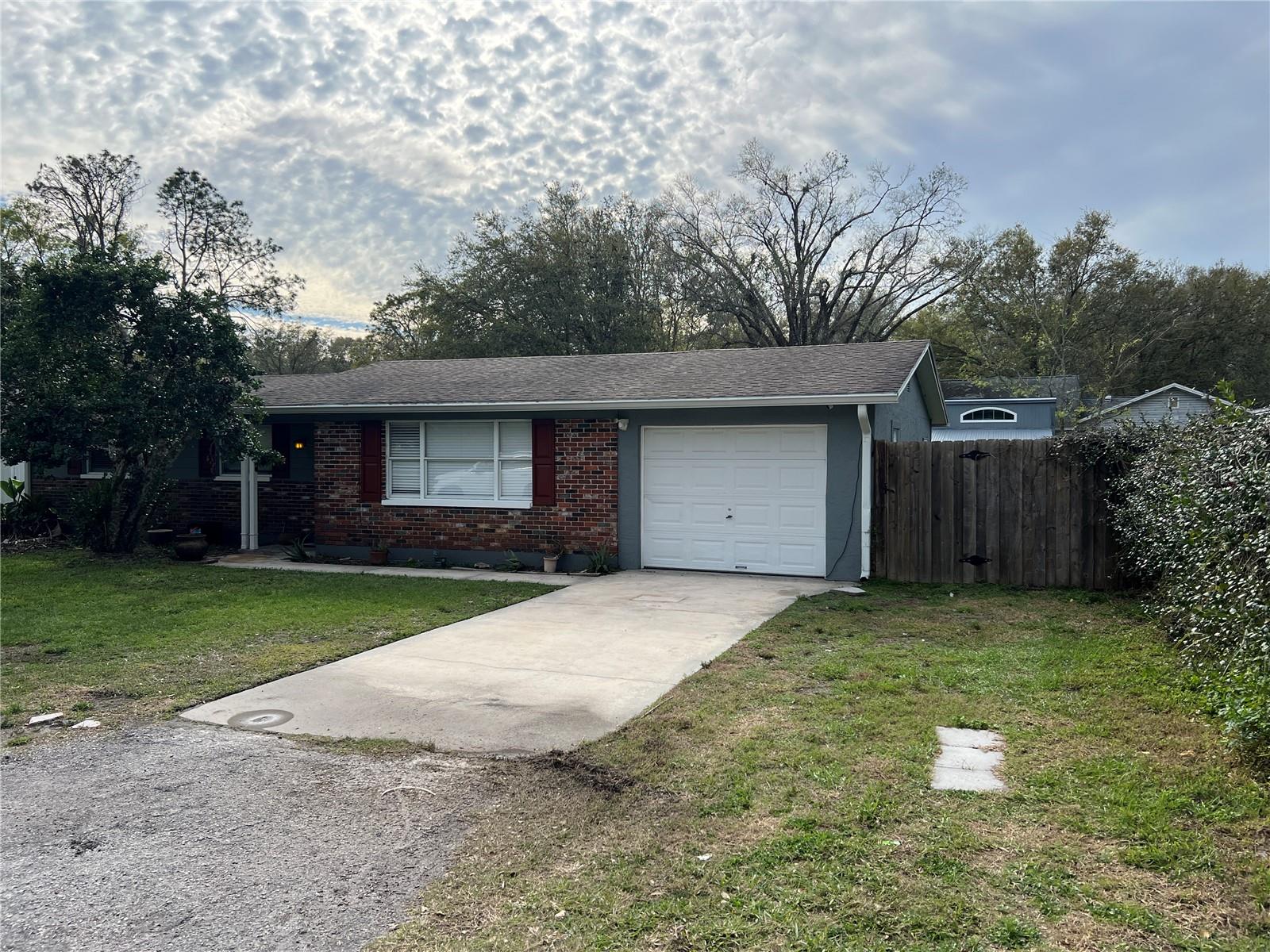 16240 LAKE PALM DRIVE