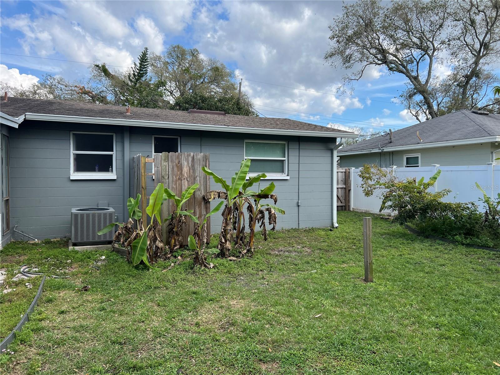 16240 LAKE PALM DRIVE