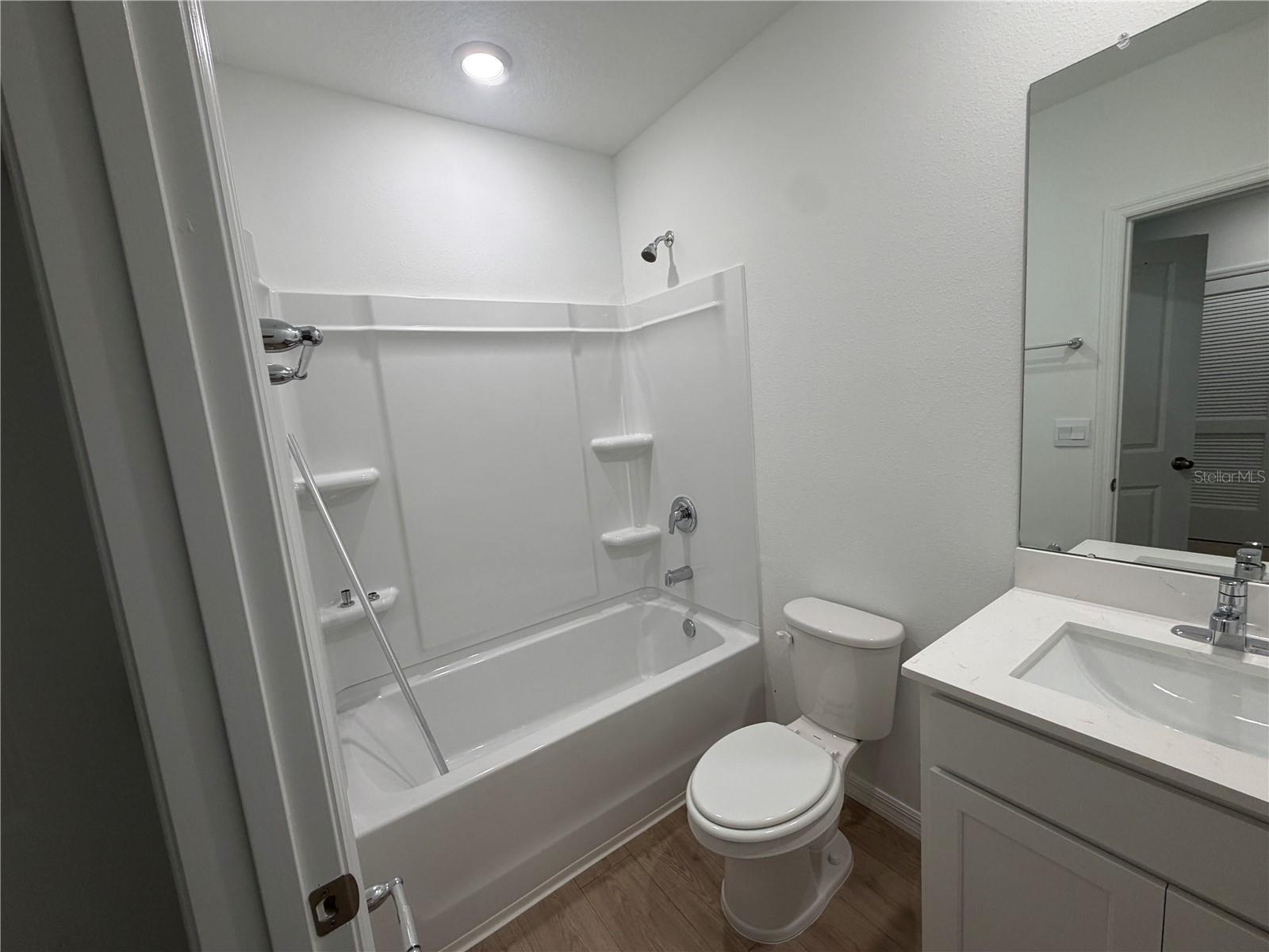WOODCREEK - Residential Lease