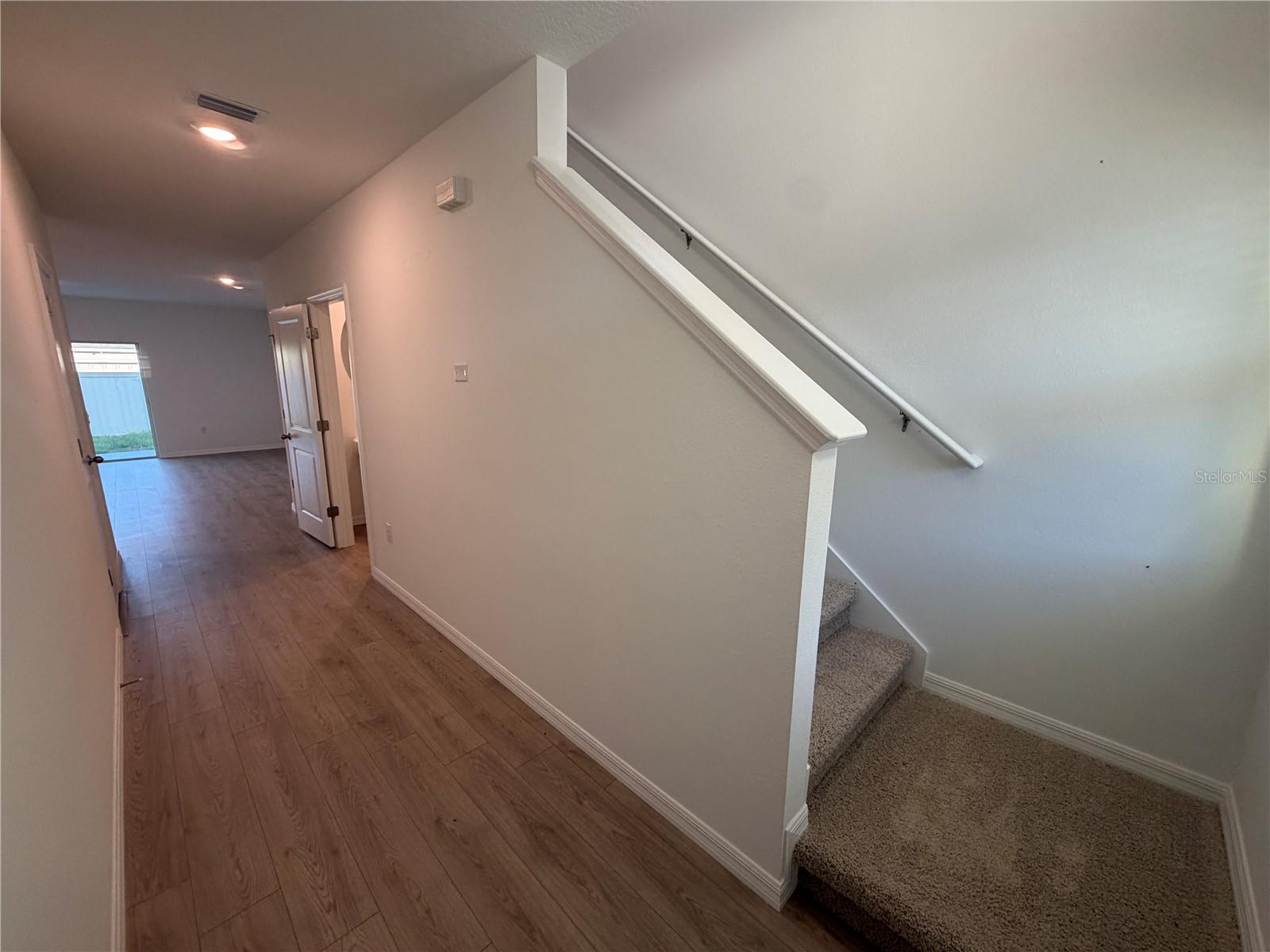 WOODCREEK - Residential Lease