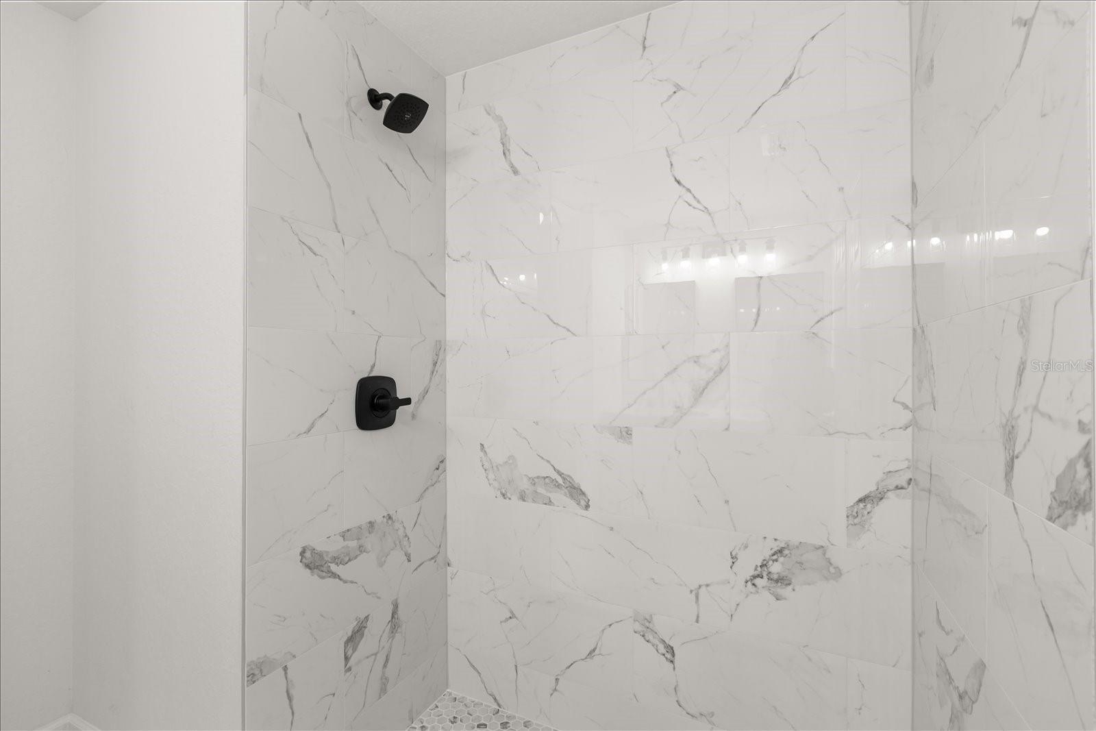 COLUMBIA CITY - Residential