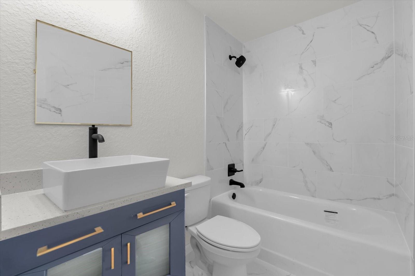 COLUMBIA CITY - Residential