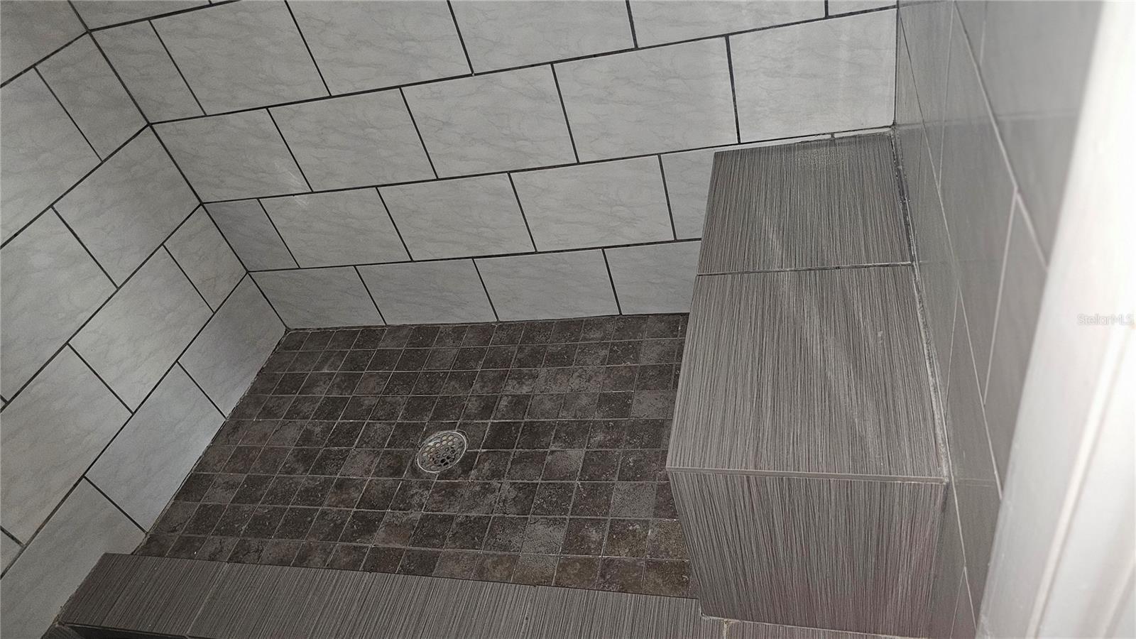 CLUB VILLAS AT WIMBLEDON PARK PH 01 - Residential