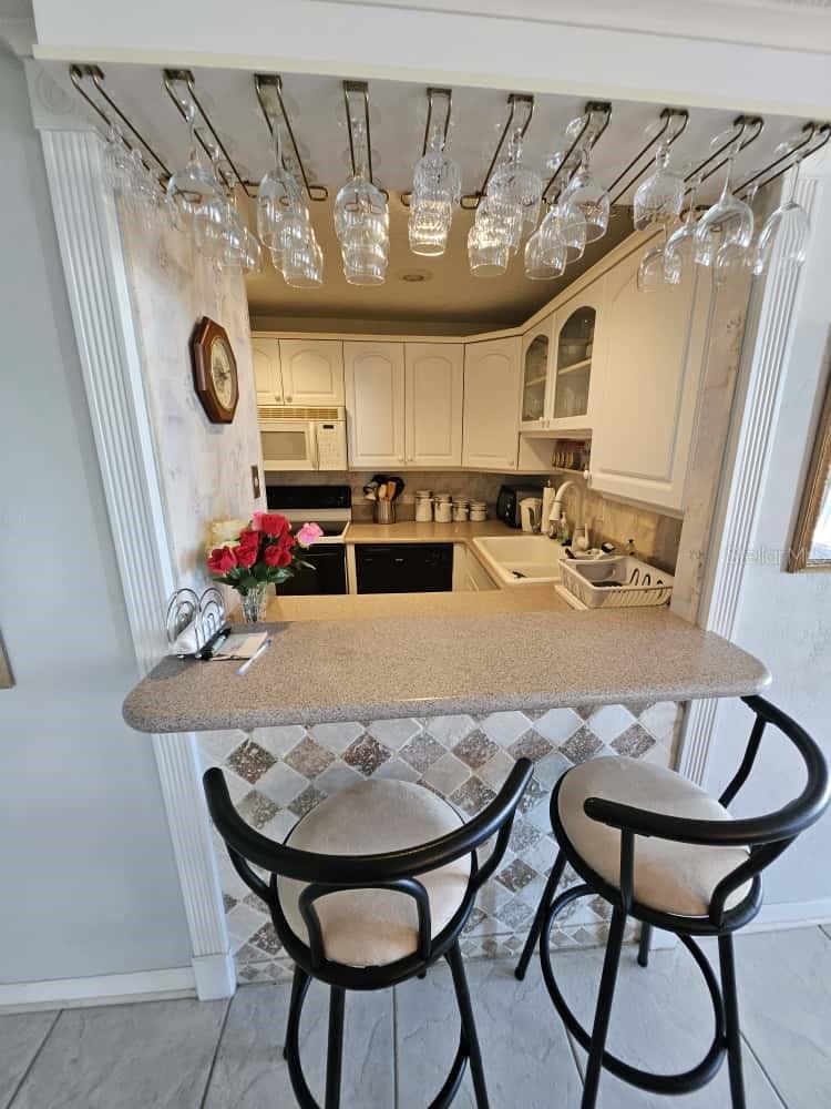 OCEANS THREE - Residential