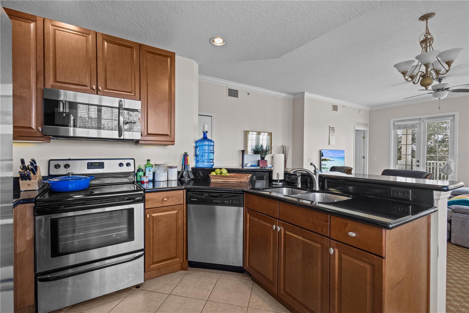 7509 MOURNING DOVE CIRCLE 304