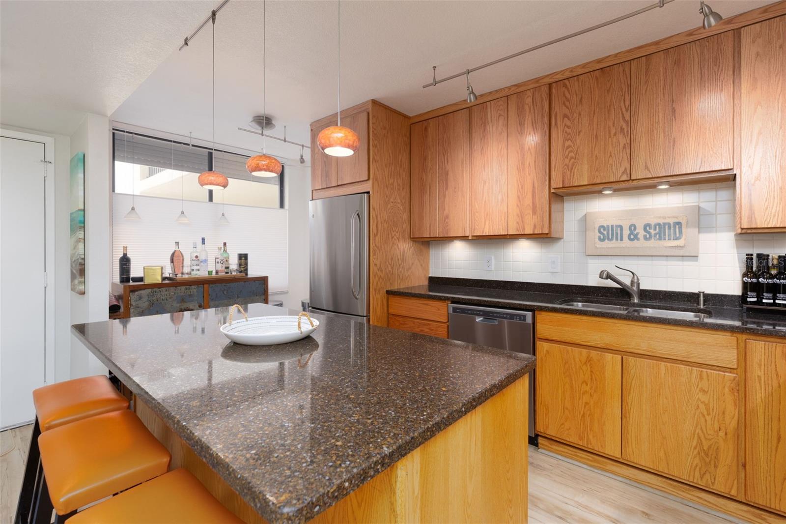 COURAGEOUS THE CONDO - Residential