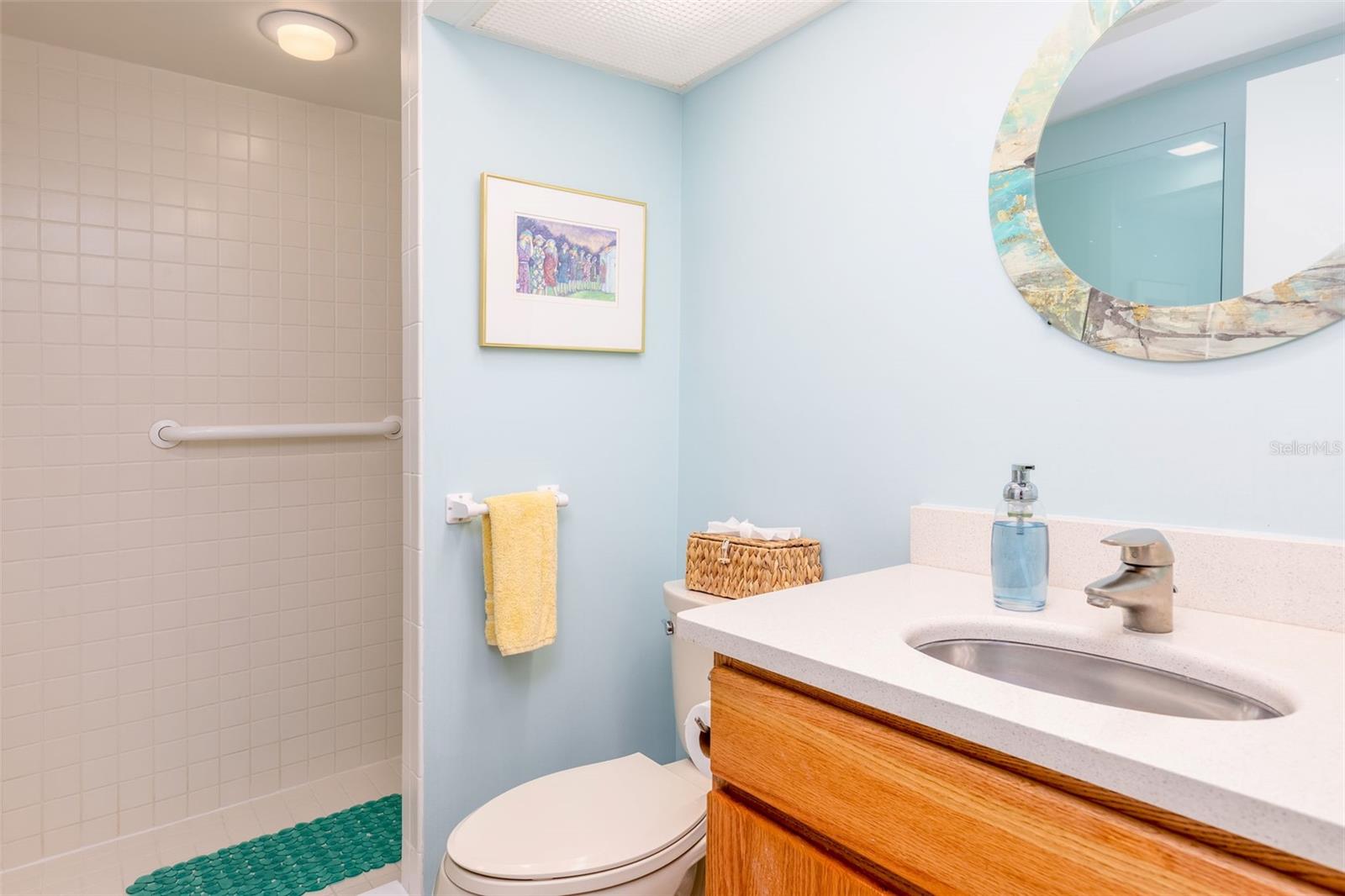 COURAGEOUS THE CONDO - Residential