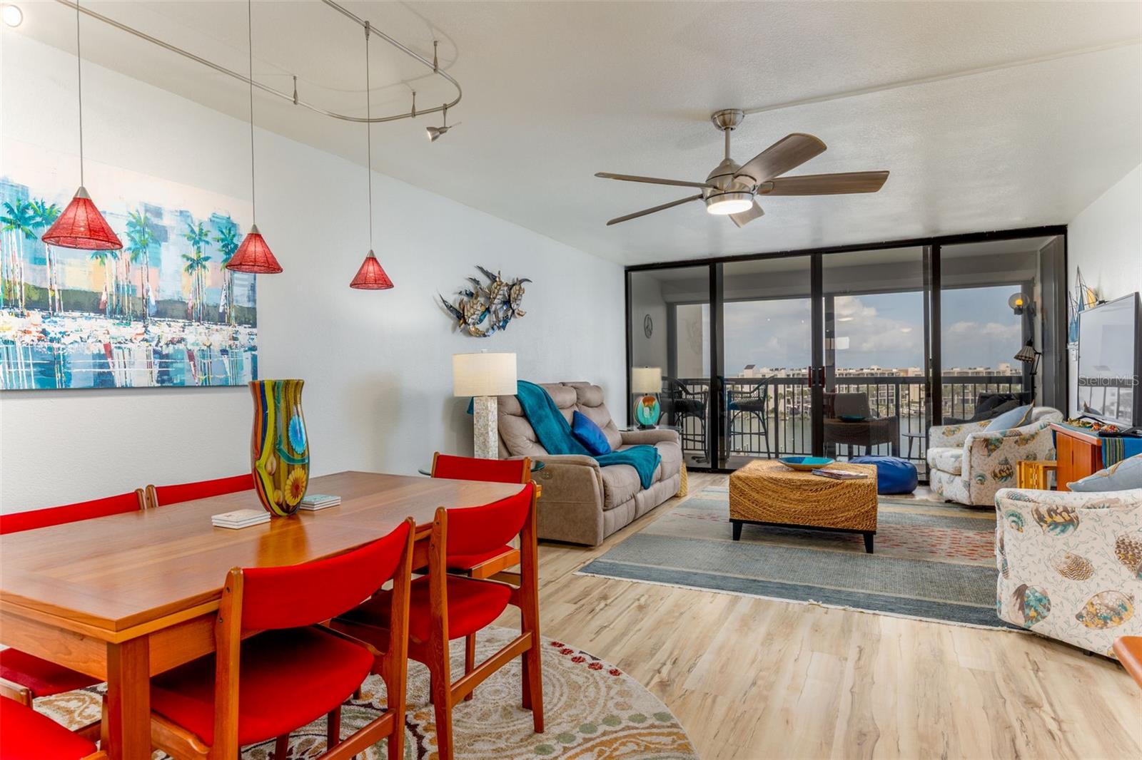 COURAGEOUS THE CONDO - Residential