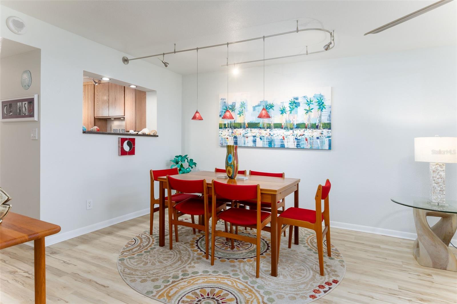 COURAGEOUS THE CONDO - Residential