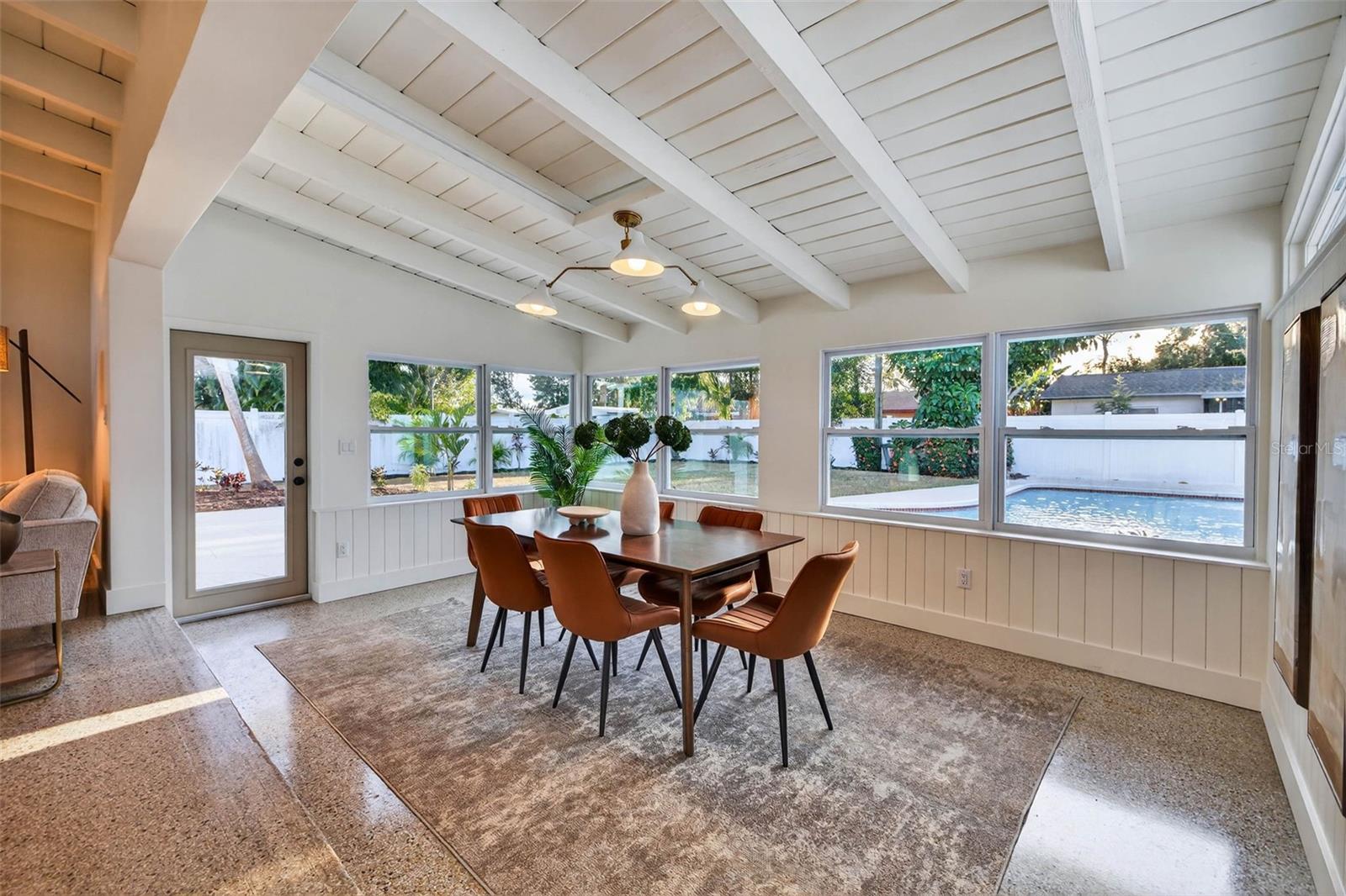 LAKEWOOD ESTATES TRACTS 10-11 - Residential