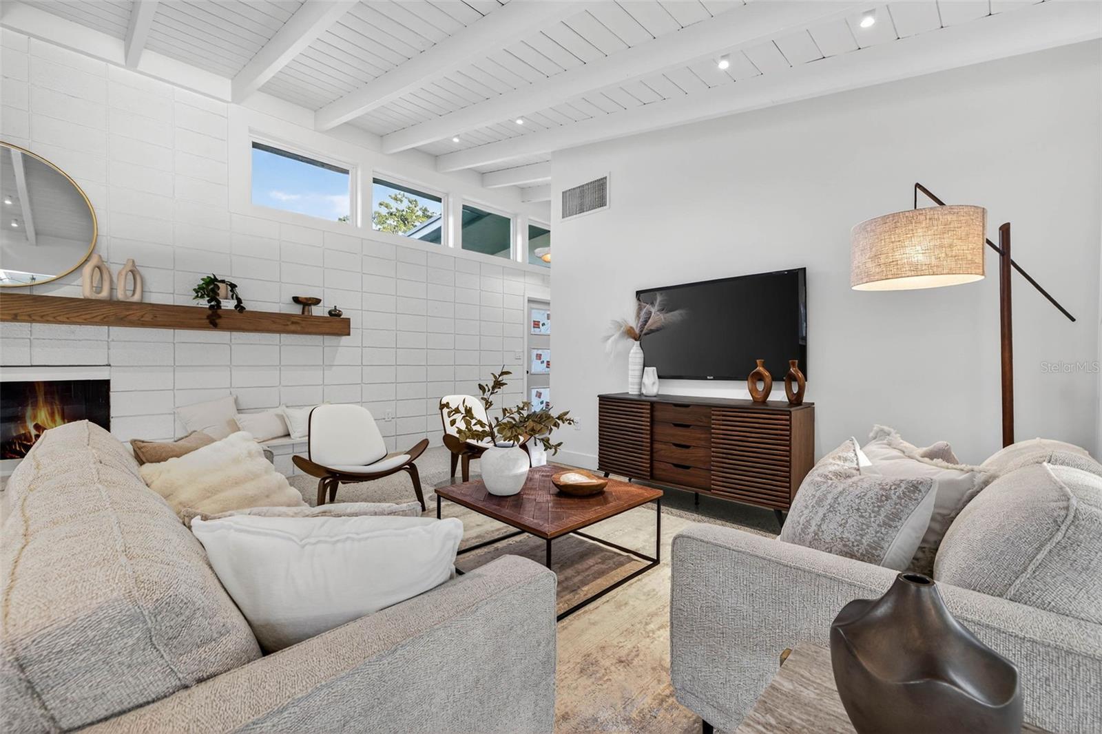 LAKEWOOD ESTATES TRACTS 10-11 - Residential