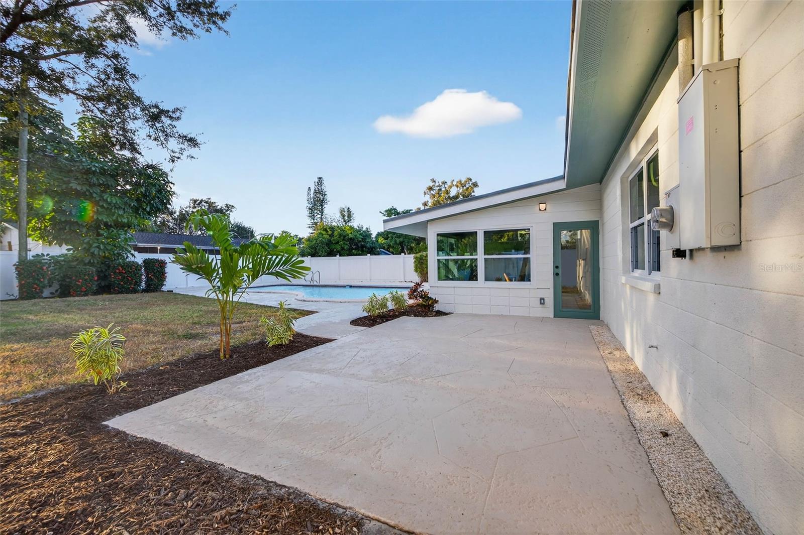 LAKEWOOD ESTATES TRACTS 10-11 - Residential