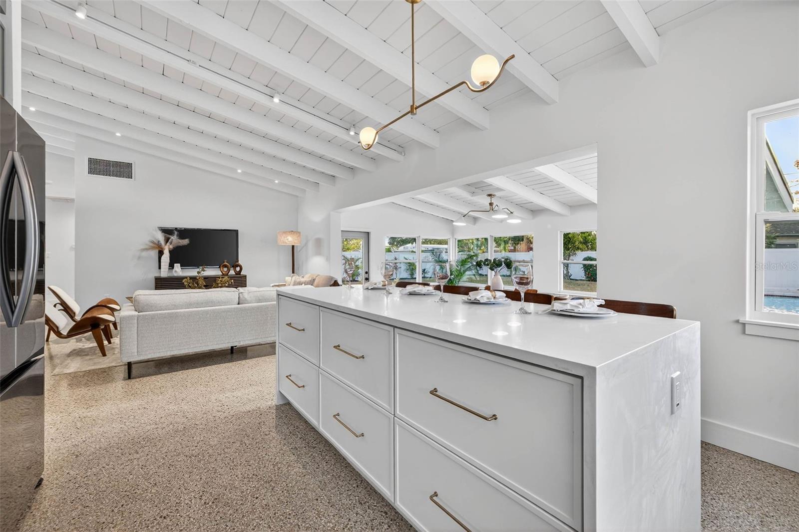 LAKEWOOD ESTATES TRACTS 10-11 - Residential