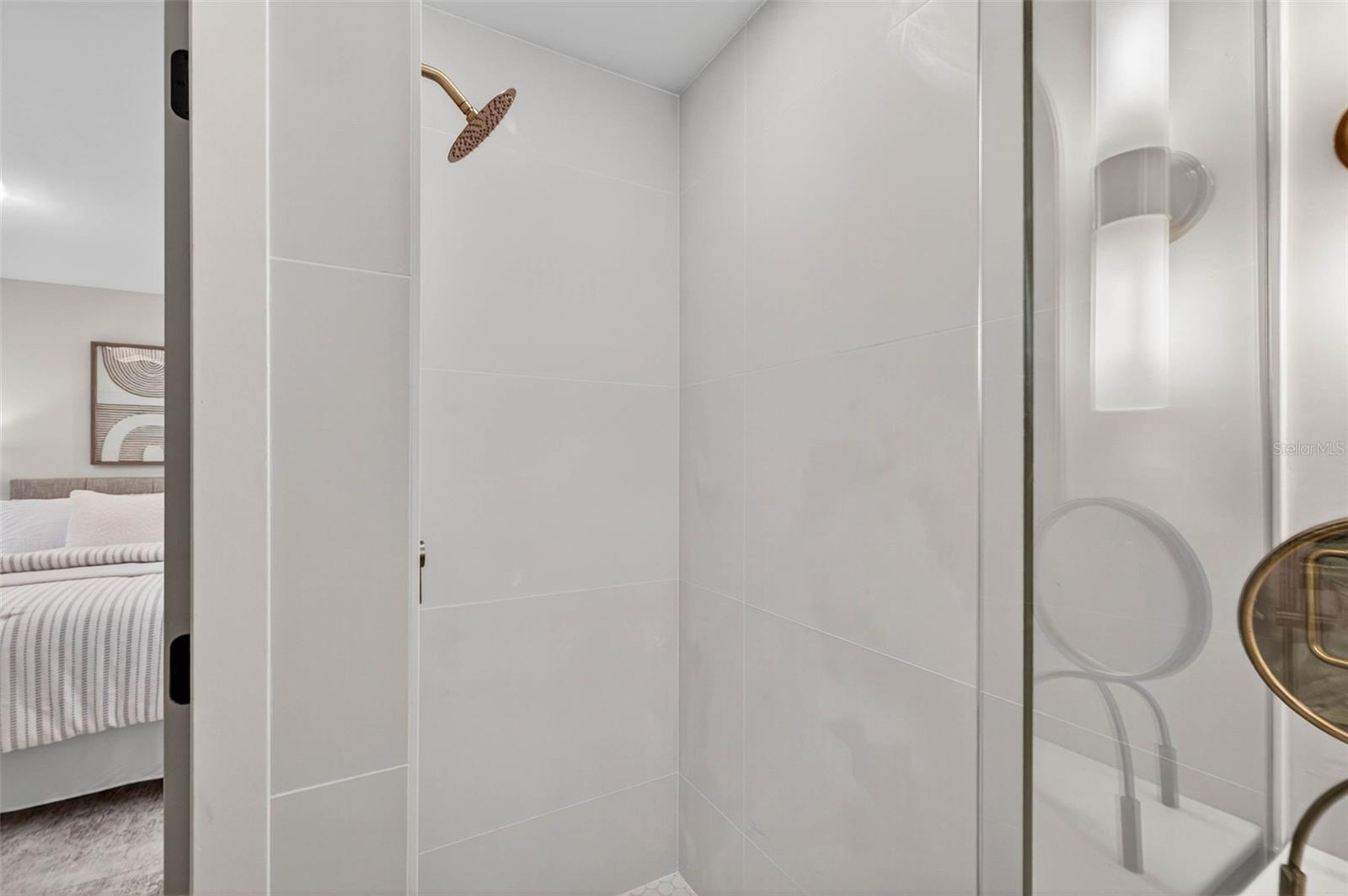 LAKEWOOD ESTATES TRACTS 10-11 - Residential