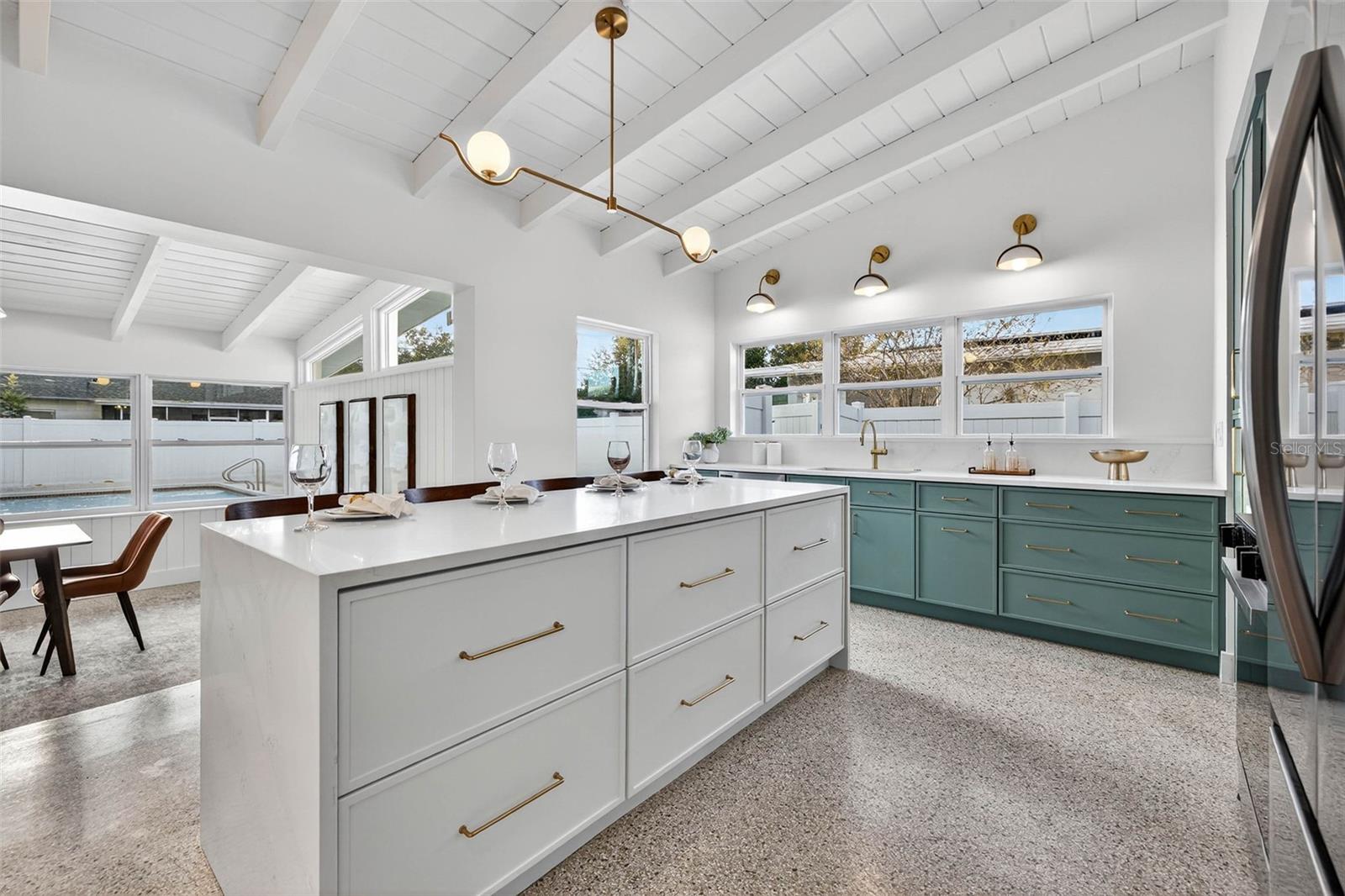 LAKEWOOD ESTATES TRACTS 10-11 - Residential