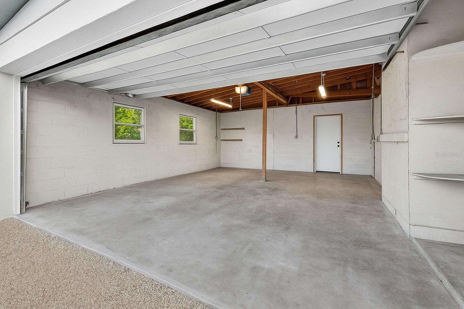 LAKEWOOD ESTATES TRACTS 10-11 - Residential