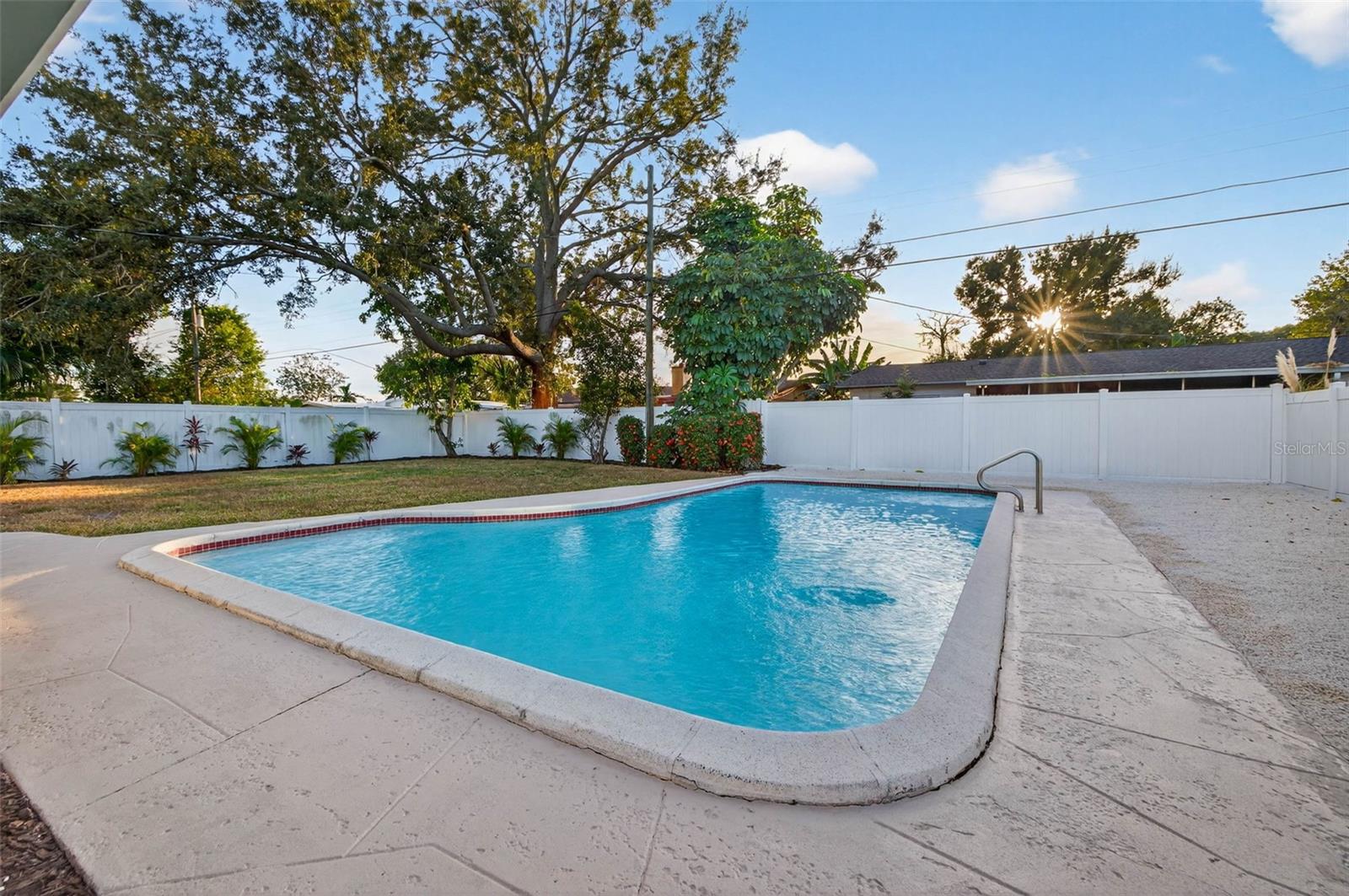 LAKEWOOD ESTATES TRACTS 10-11 - Residential