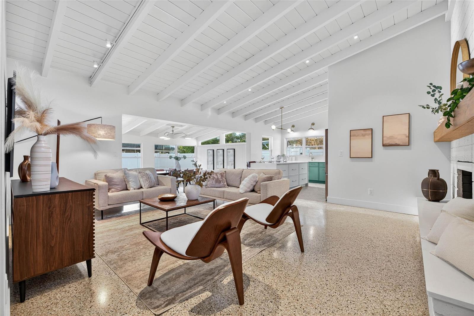 LAKEWOOD ESTATES TRACTS 10-11 - Residential