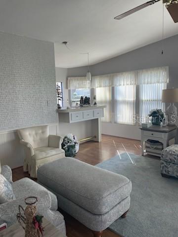 CONTINENTAL COUNTRY CLUB - Residential