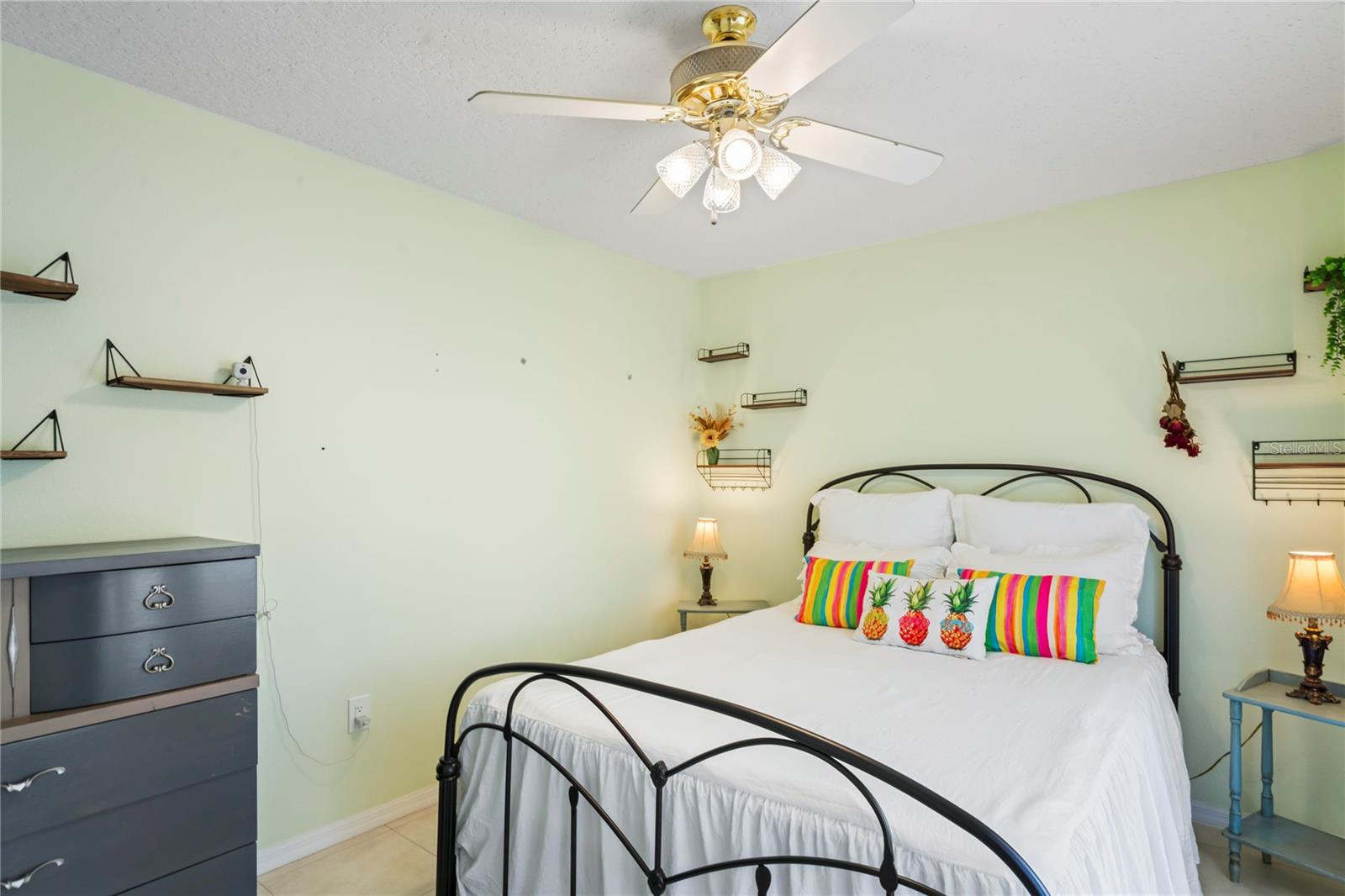 HEATHER SOUND - Residential