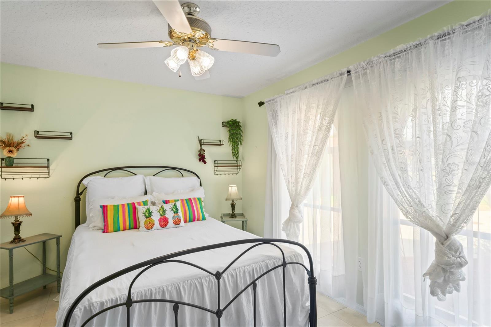 HEATHER SOUND - Residential