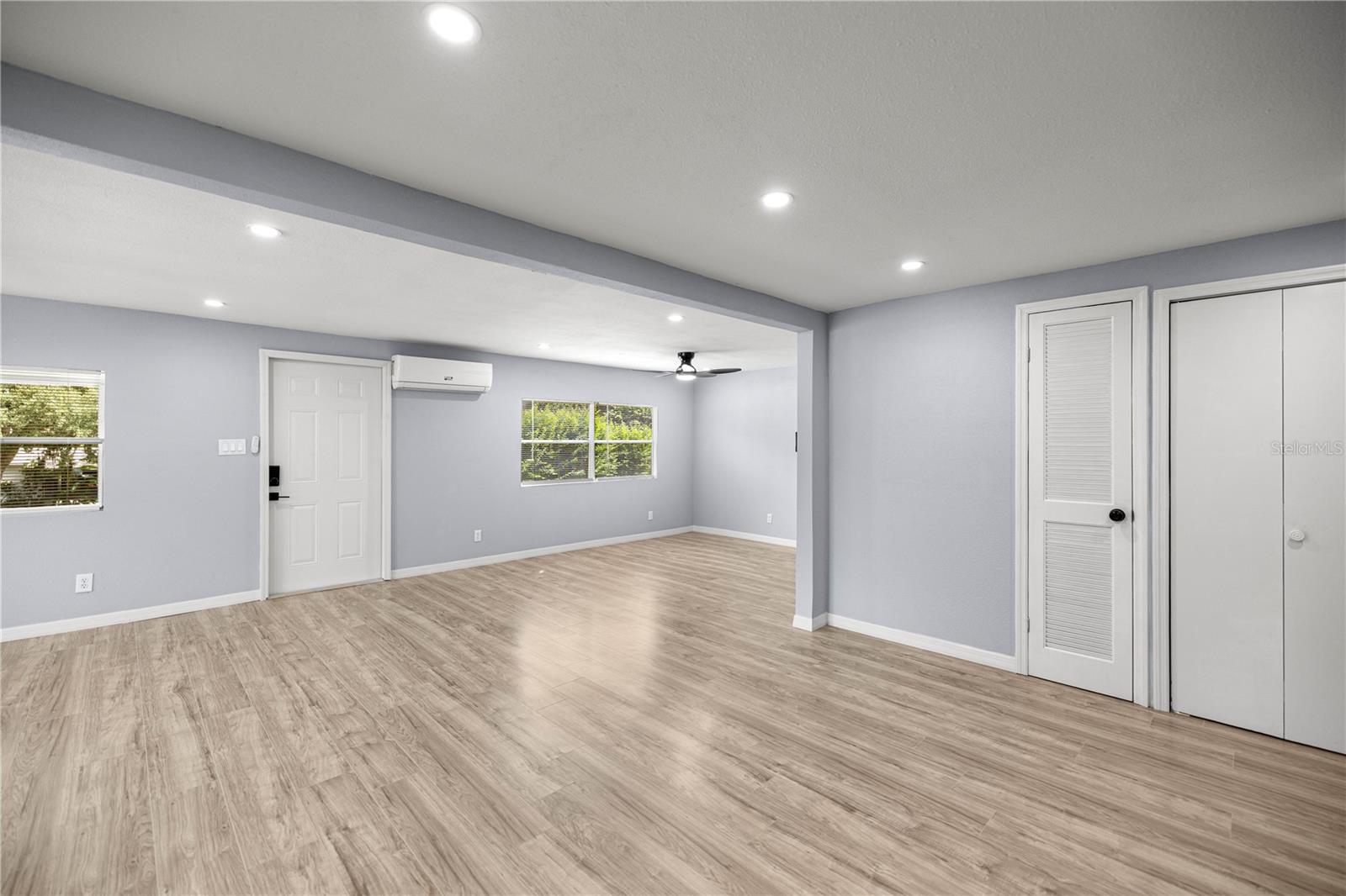 HILLTOP - Residential