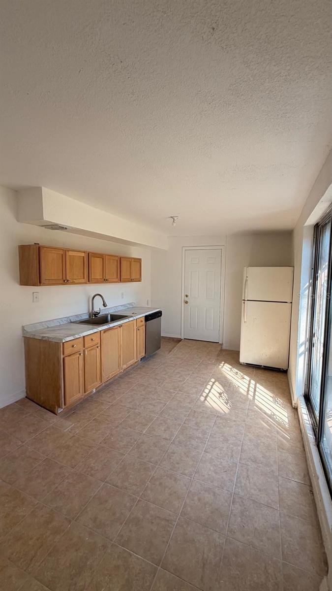 ACREAGE - Residential Lease