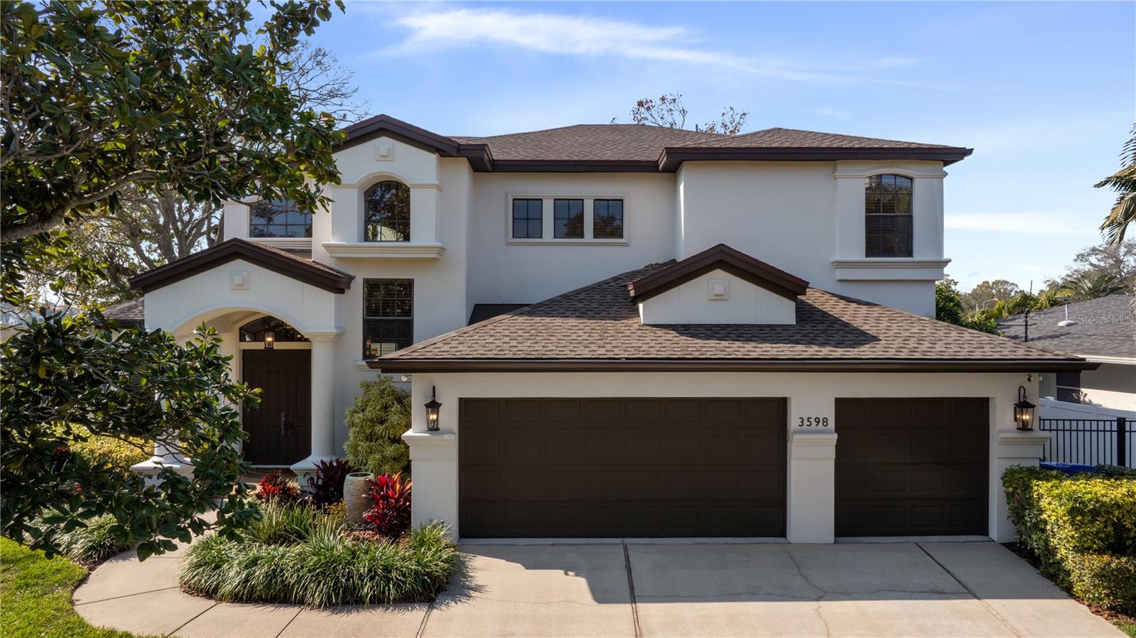 NORTH EAST PARK SHORES - Residential