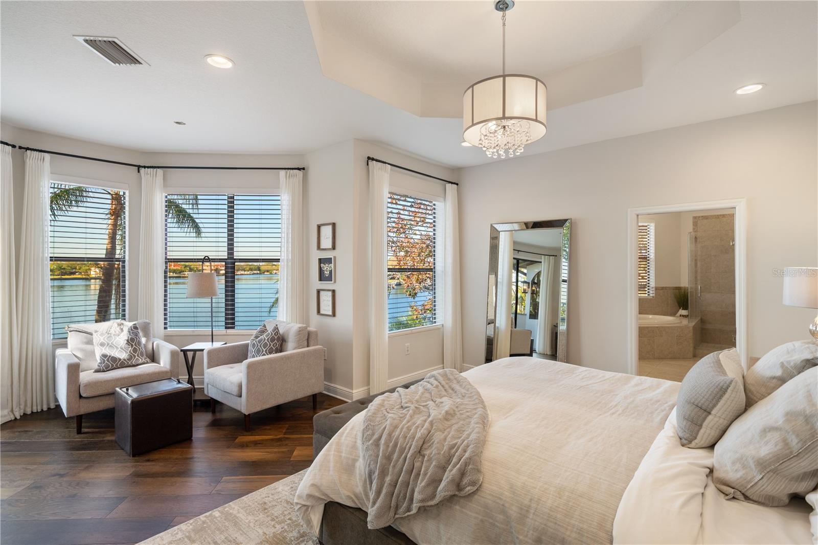 NORTH EAST PARK SHORES - Residential