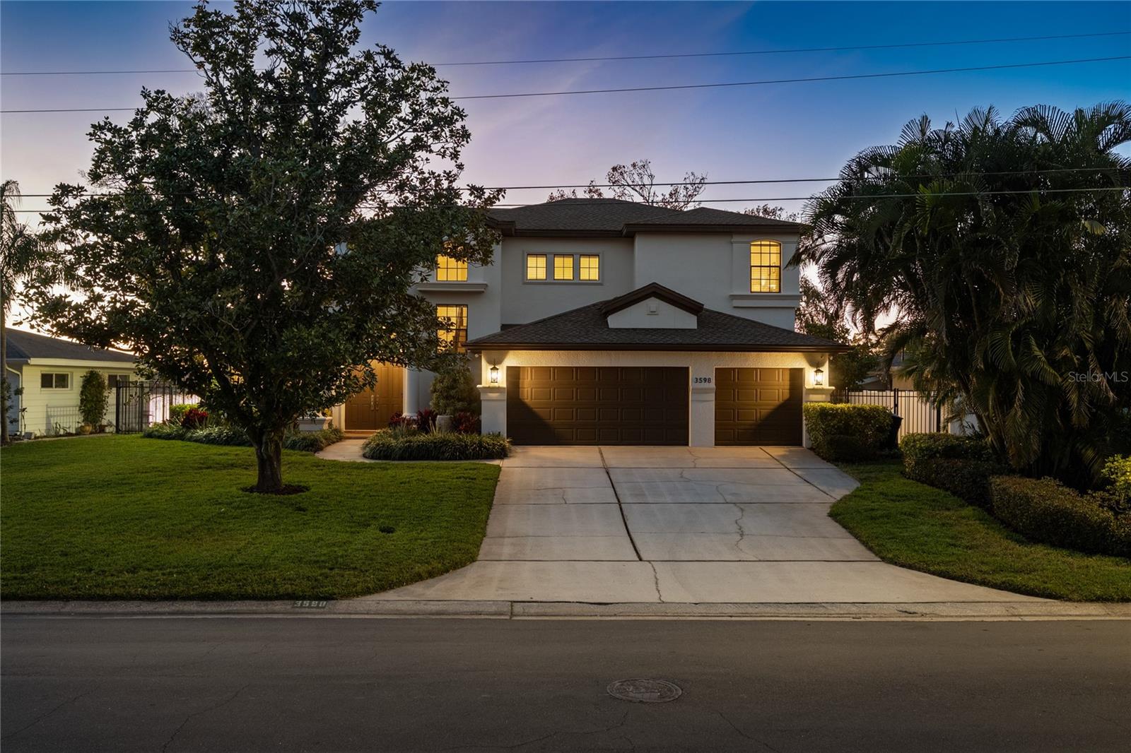 NORTH EAST PARK SHORES - Residential