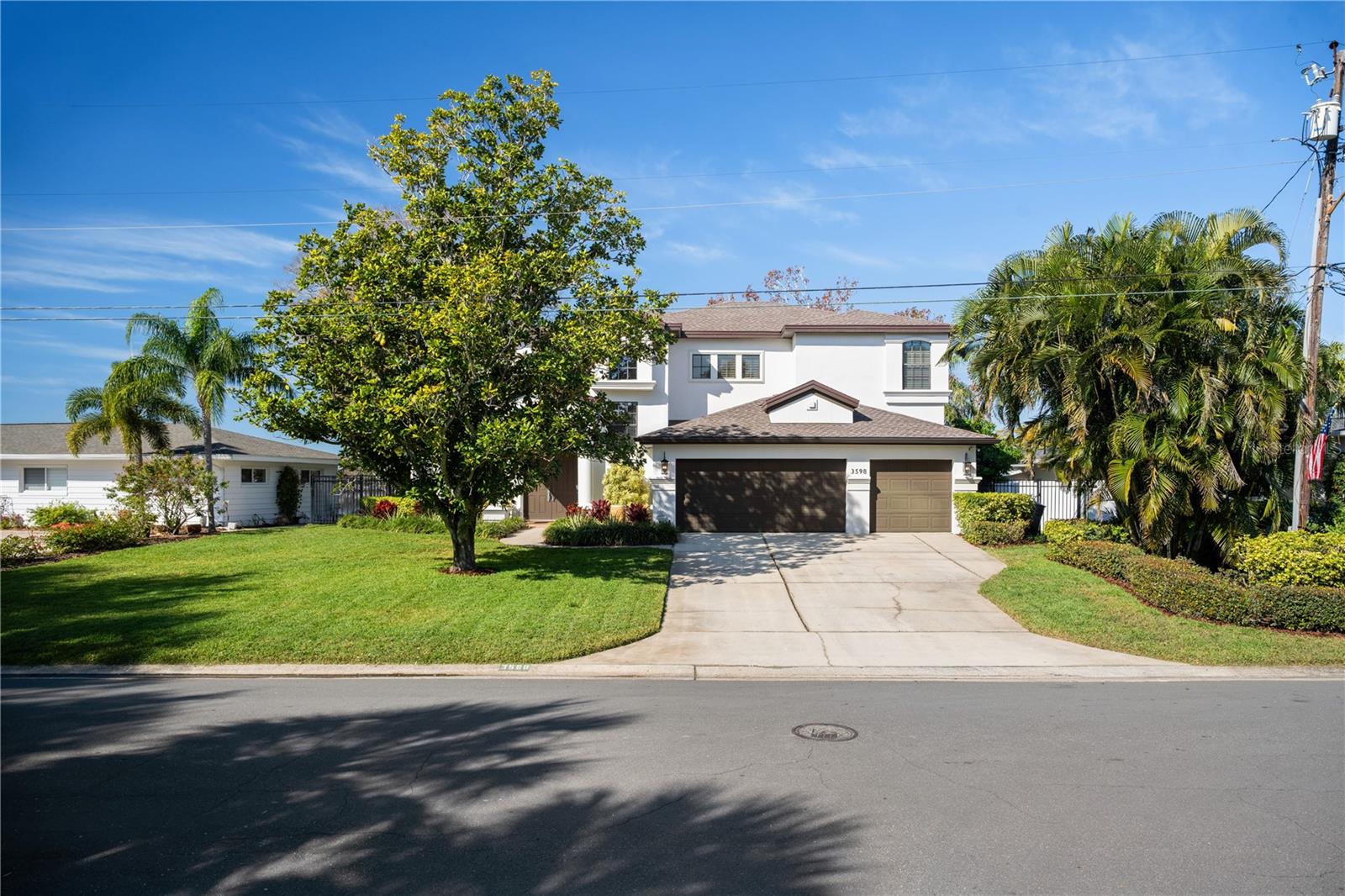 NORTH EAST PARK SHORES - Residential