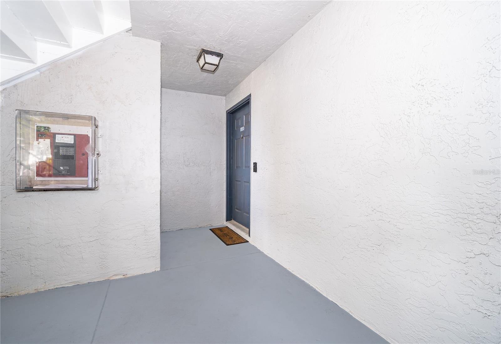 5104 CLUBSIDE DRIVE 5104