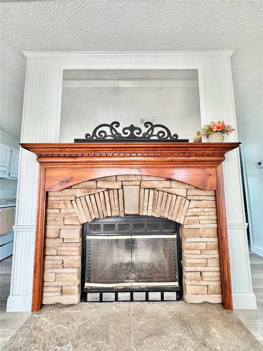 BELLEVIEW HILLS ESTATE - Residential