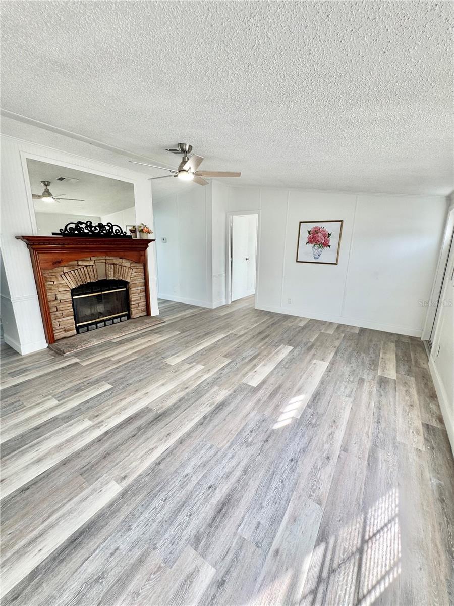 BELLEVIEW HILLS ESTATE - Residential