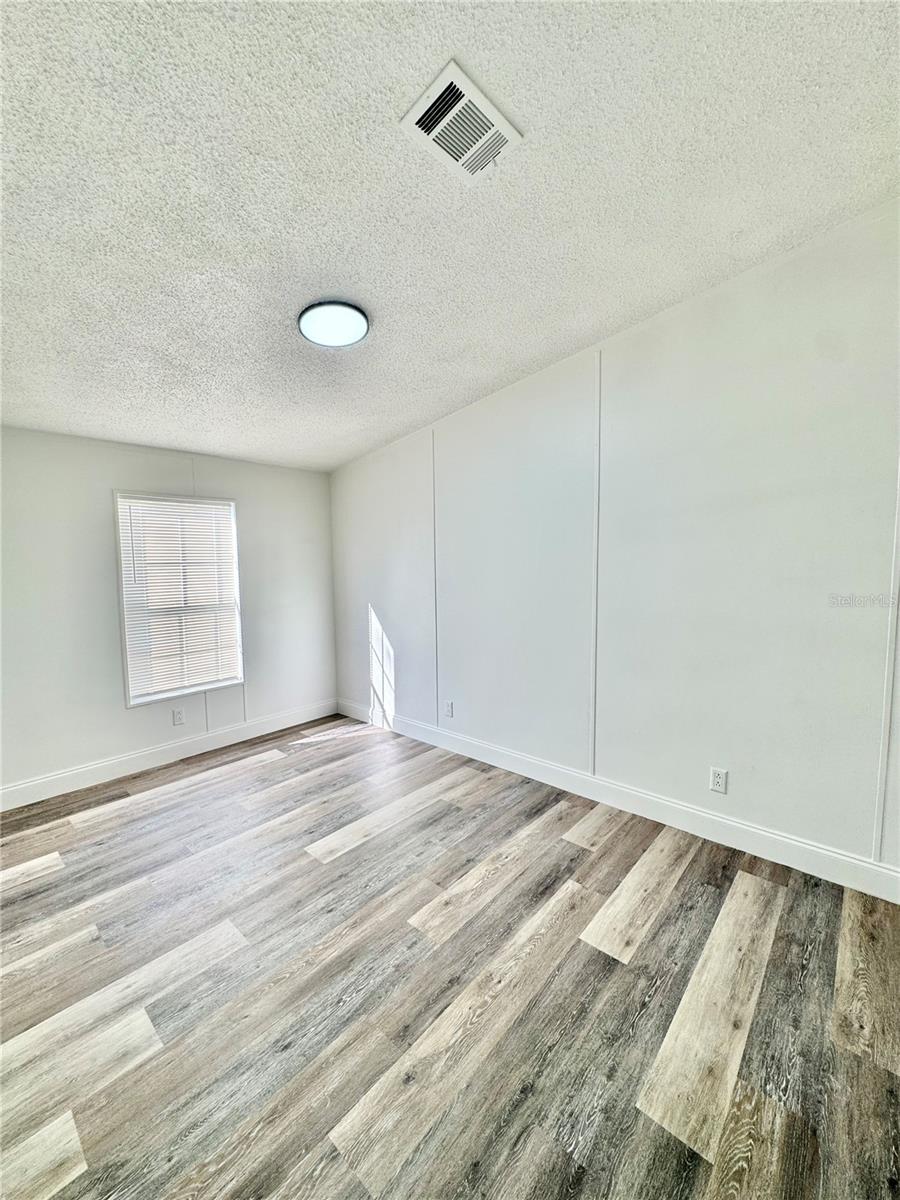 BELLEVIEW HILLS ESTATE - Residential