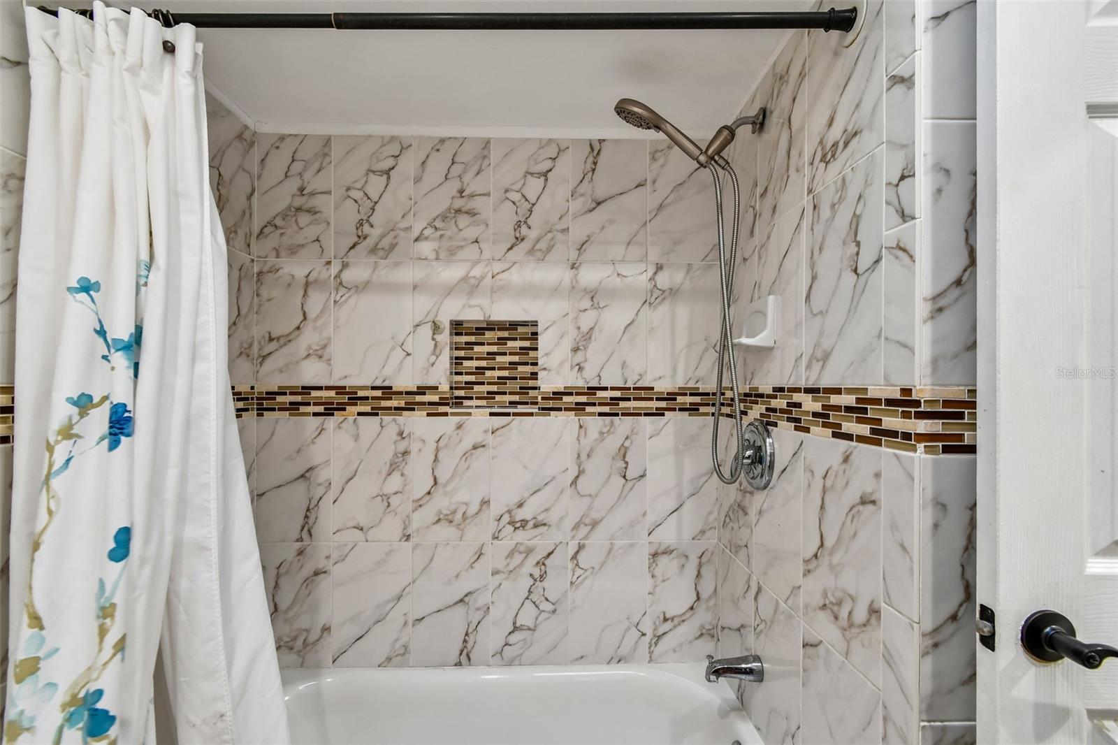 SPRING OAKS UNIT 3 - Residential